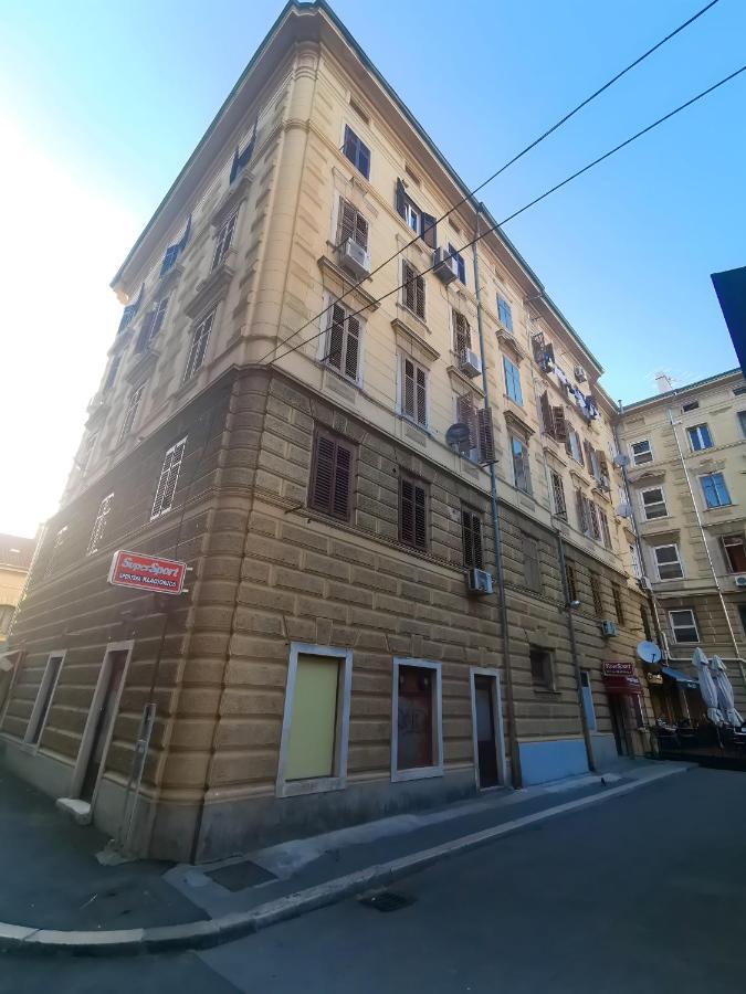 City Studio Market 5 - Rijeka Rent エクステリア 写真
